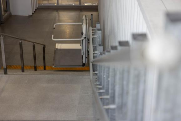 installation monte-escalier installation monte-escalier